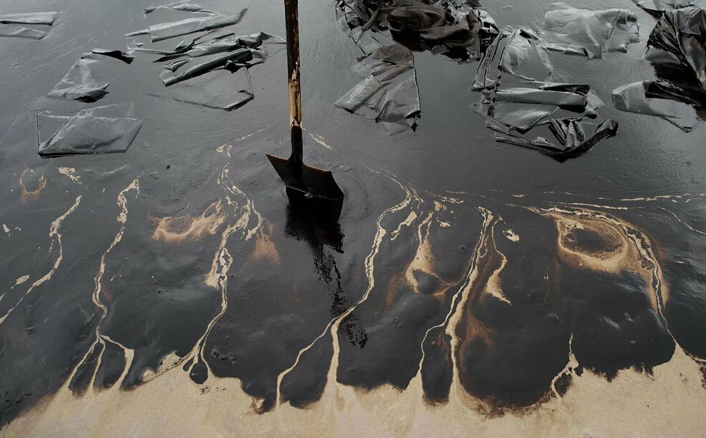 OIL SPILL RESPONSE